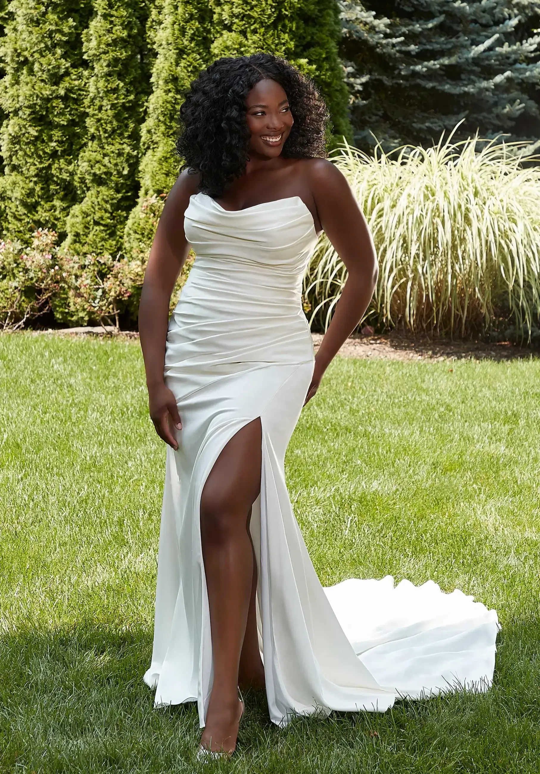 Spring Flings: Incorporating Seasonal Elements into Your Wedding Image