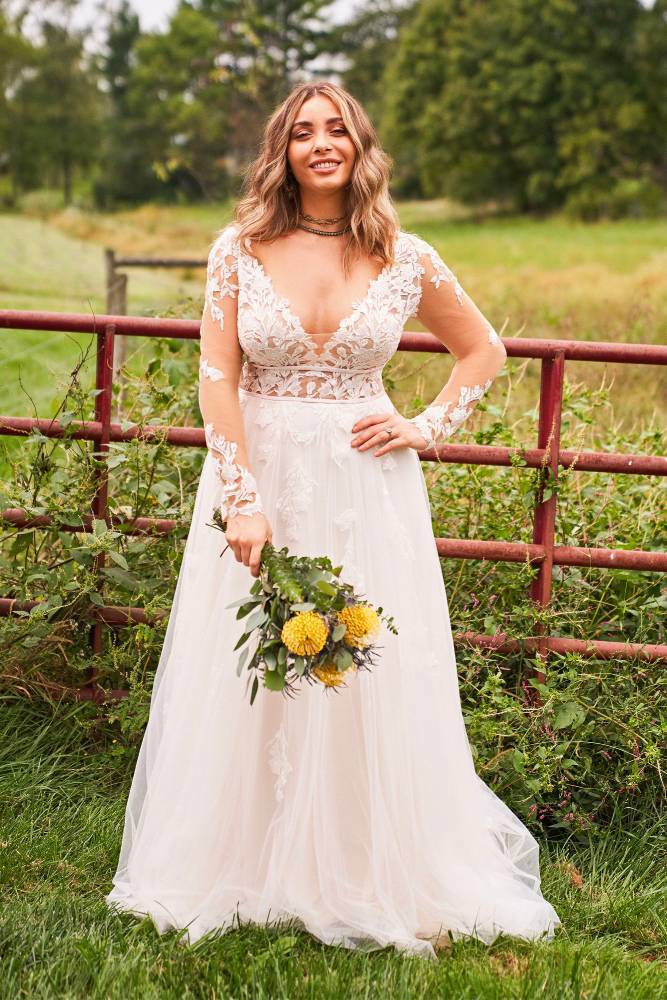 Plus Size wedding gown curvy wedding dresses