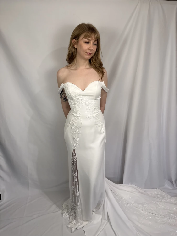 C&L Signature RVAN22 Default Thumbnail Image