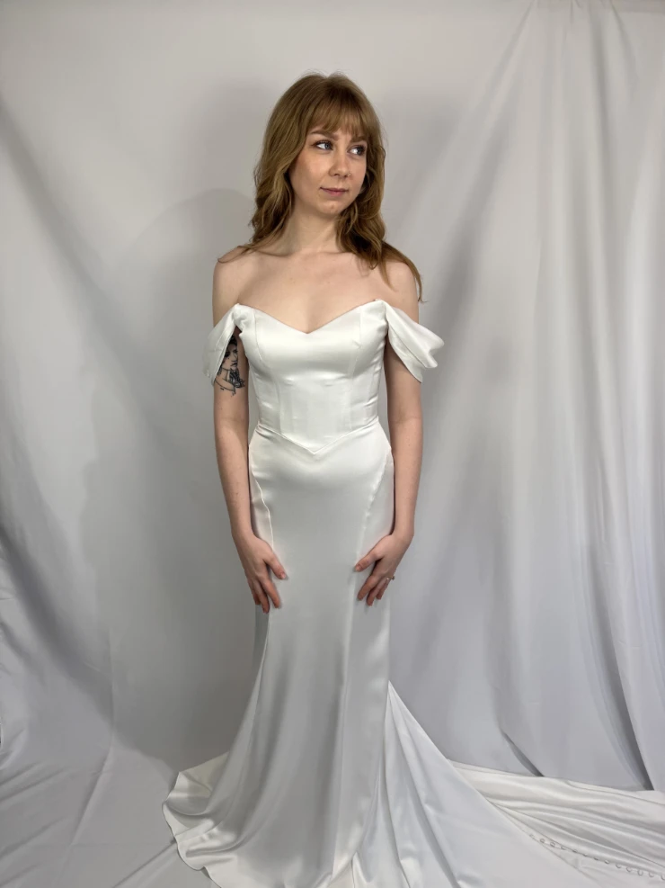 C&L Signature RVAN25 Default Thumbnail Image