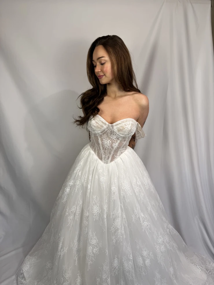 C&L Signature RVAN26 Default Thumbnail Image